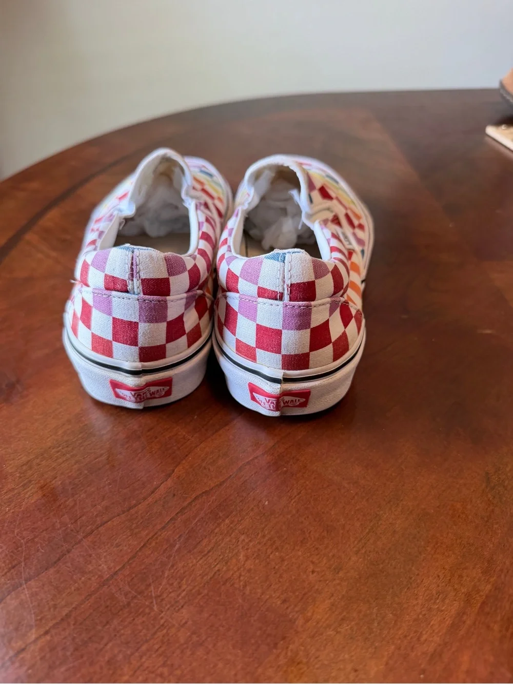 Vans Low Top Sneakers Rainbow Checkerboard Slip on Shoes Women’s Size 9